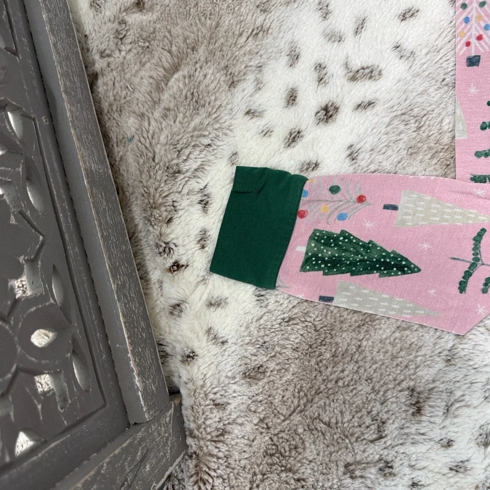 Little Sleepies pink green Christmas tree bamboo pajama pants girls 4T holiday